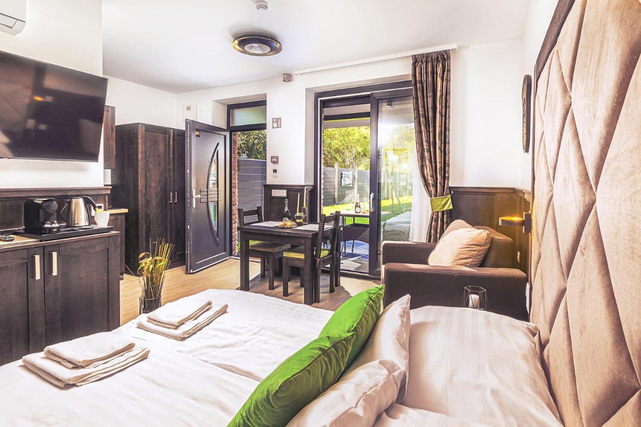 Park Hotel Buek-Buekfuerdo المظهر الخارجي الصورة